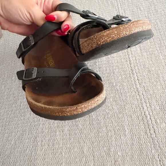 Birkenstock Black Mayori Strappy Toe Sandal Size 40 - Picture 8 of 10